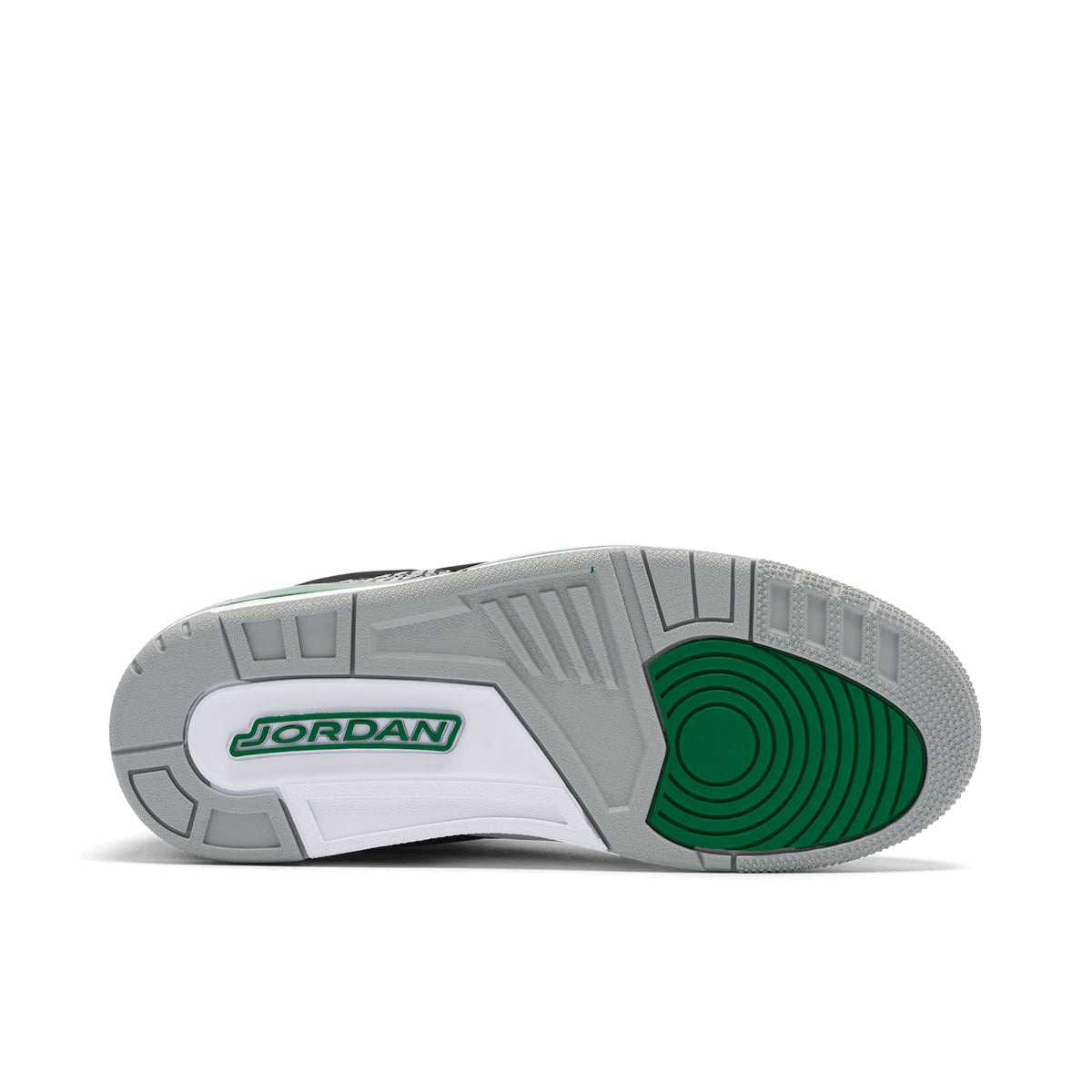 Jordan 3 'Pine Green' Sneakers image 2