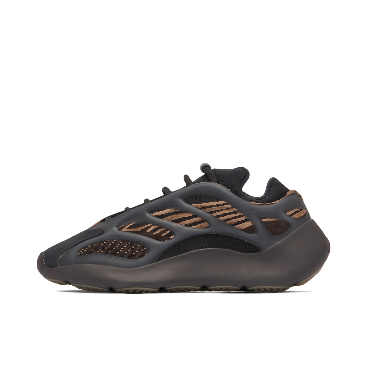 Yeezy 700 V3 'Clay Brown' Sneakers image 4