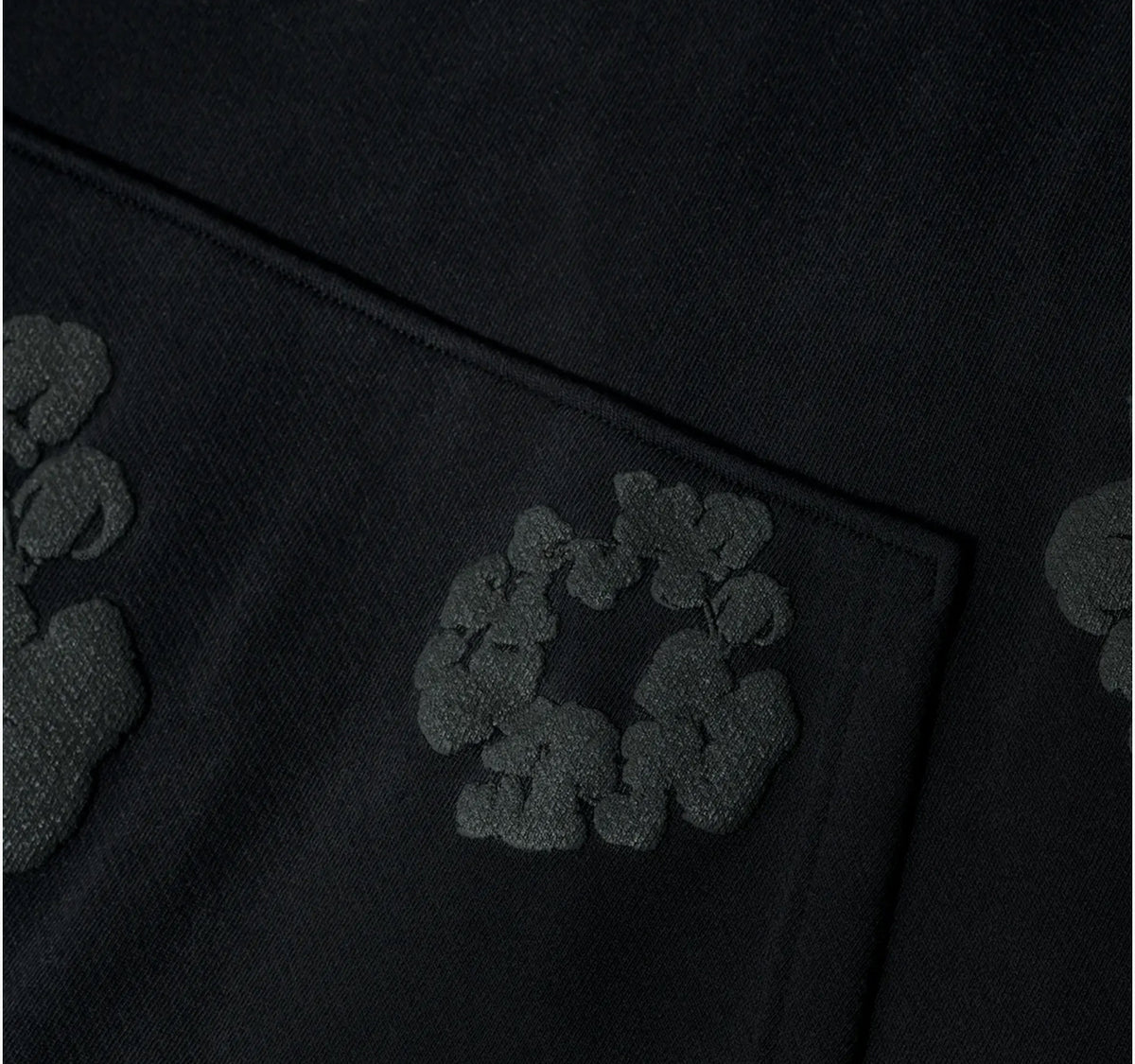 Denim Tears Cotton Wreath Hoodie 'Black Monochrome' image 2