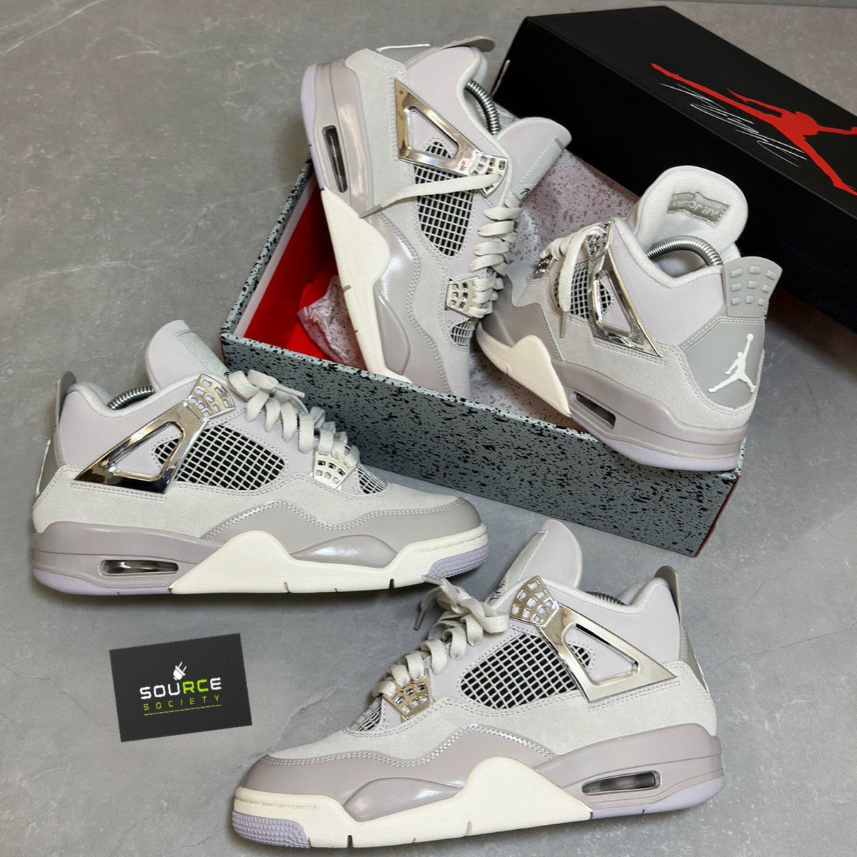 Air Jordan 4 'Frozen Moments' Sneakers image 2