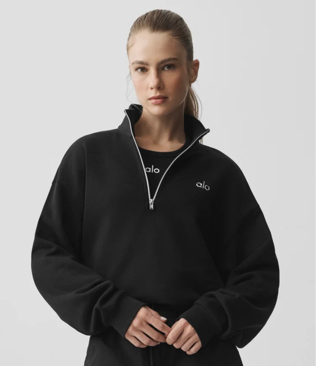 Alo Accolade Quarter Zip Pullover 'Black' image 2