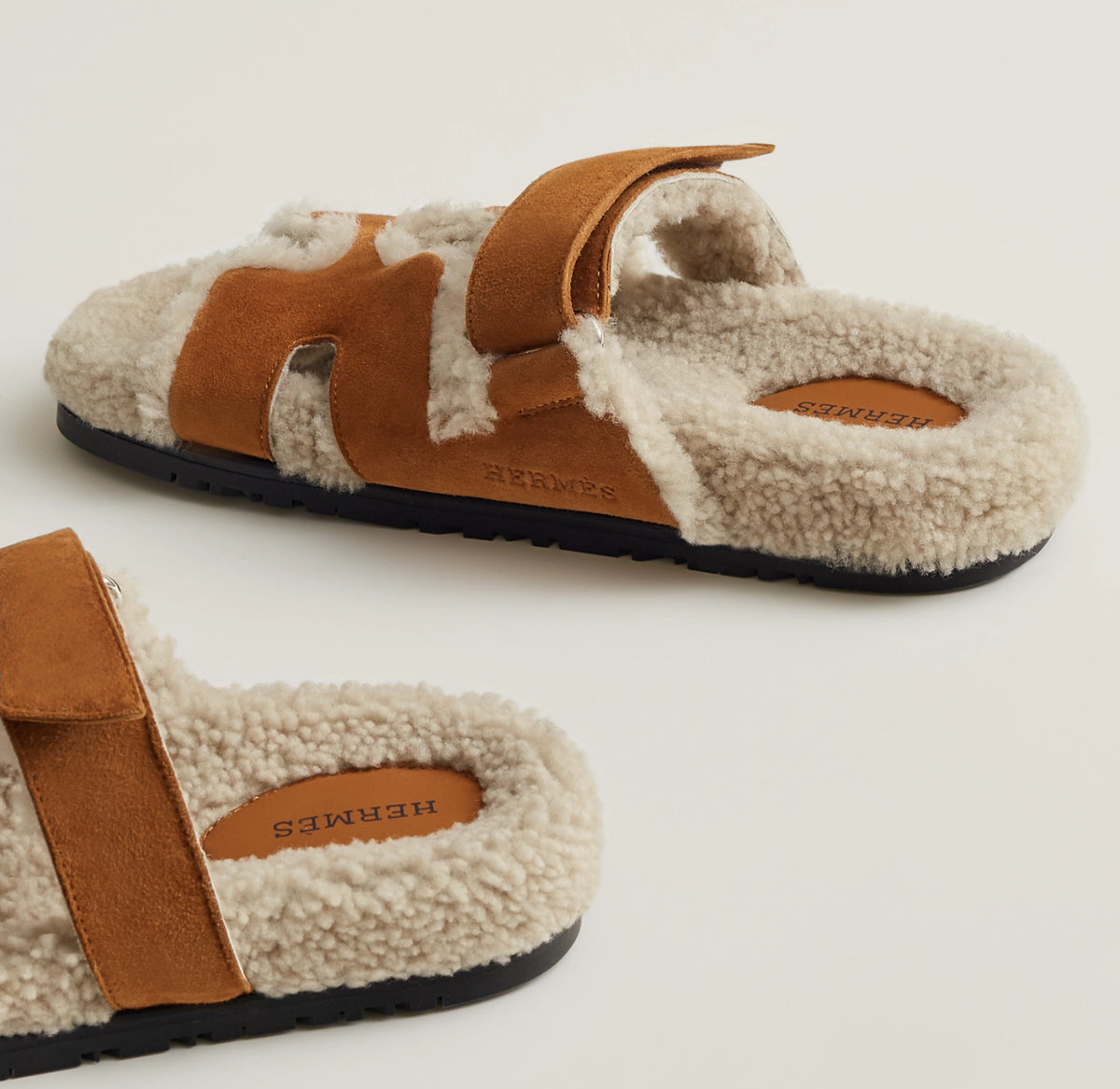Hermès Chypre Sandal 'Brown Shearling' image 3