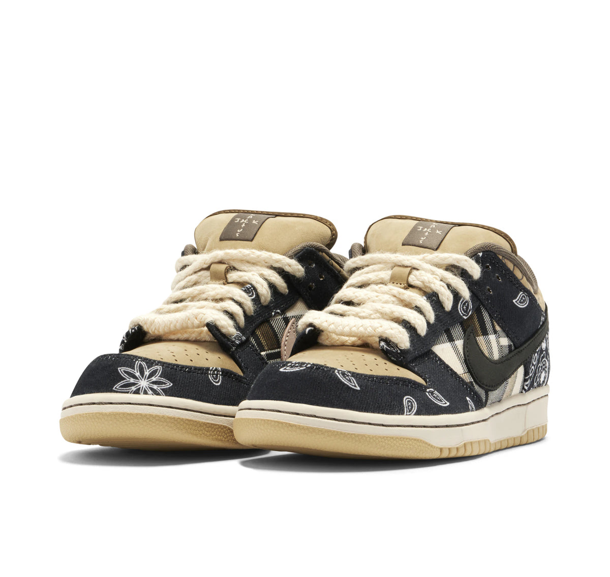 Nike SB Dunk Low x Travis Scott 'Cactus Jack' Sneakers image 4