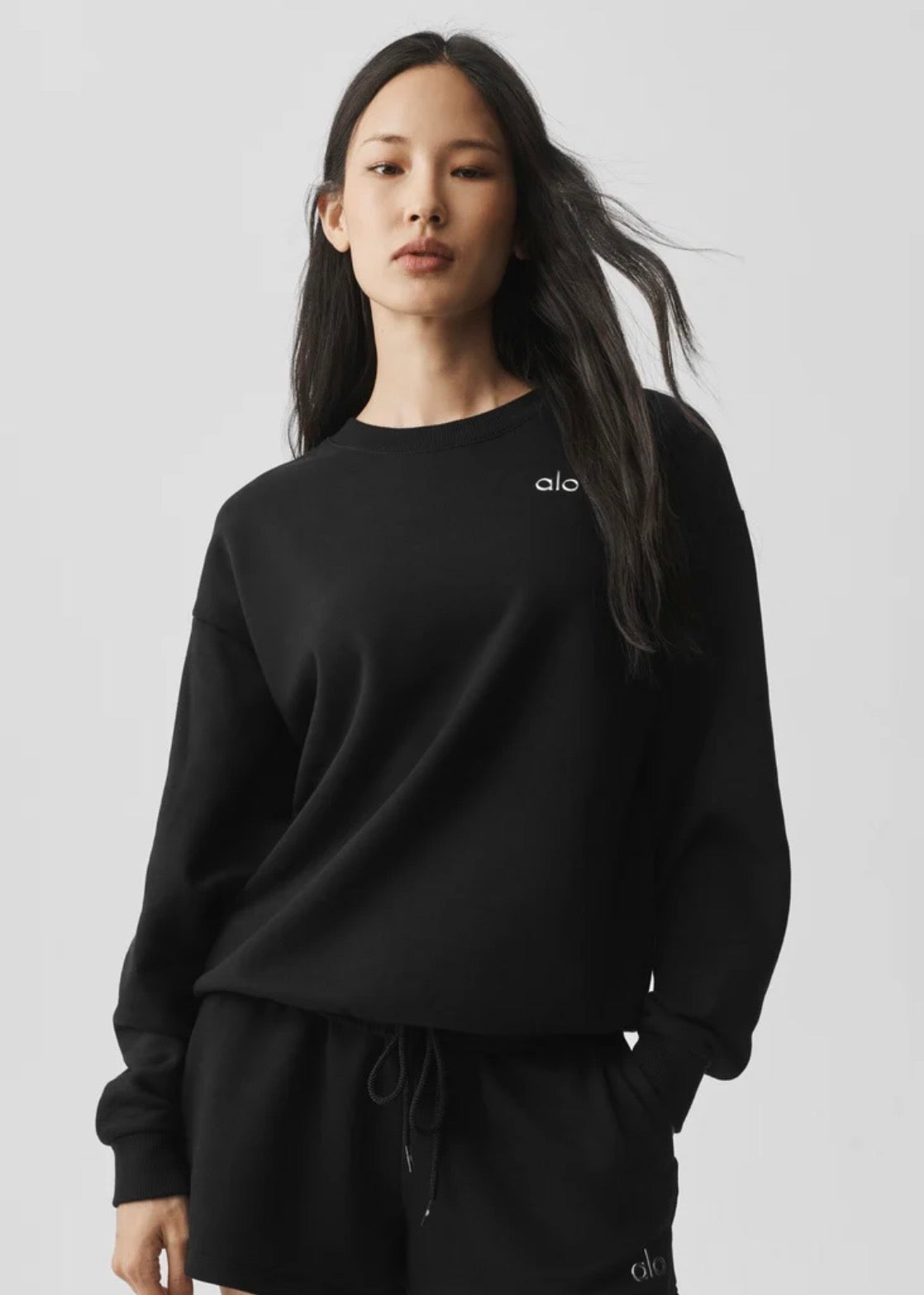 Alo Accolade Crew Neck Pullover 'Black' image 2
