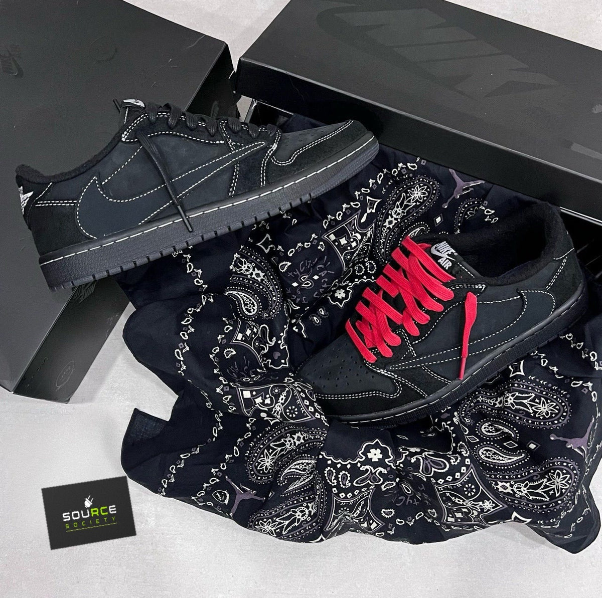Air Jordan 1 Low x Travis Scott 'Black Phantom' Sneakers image 2