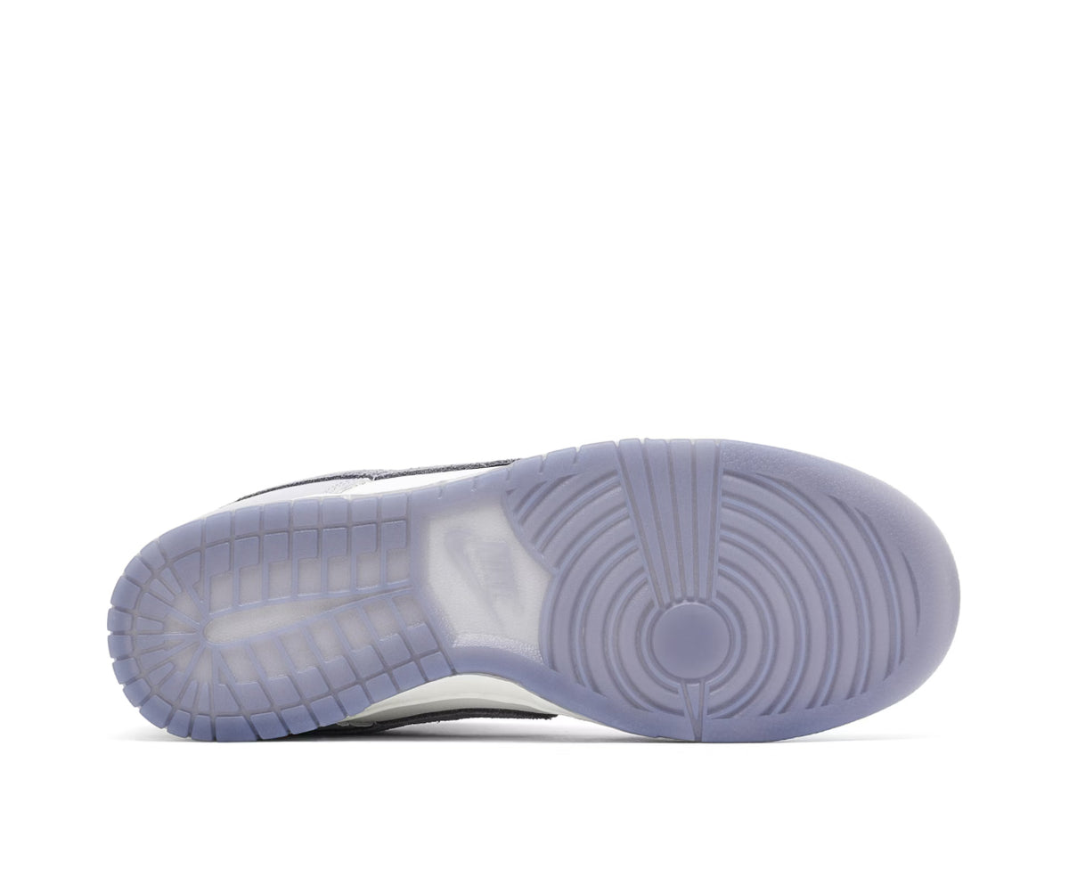 Nike Dunk Low 'Light Carbon' Sneakers image 3