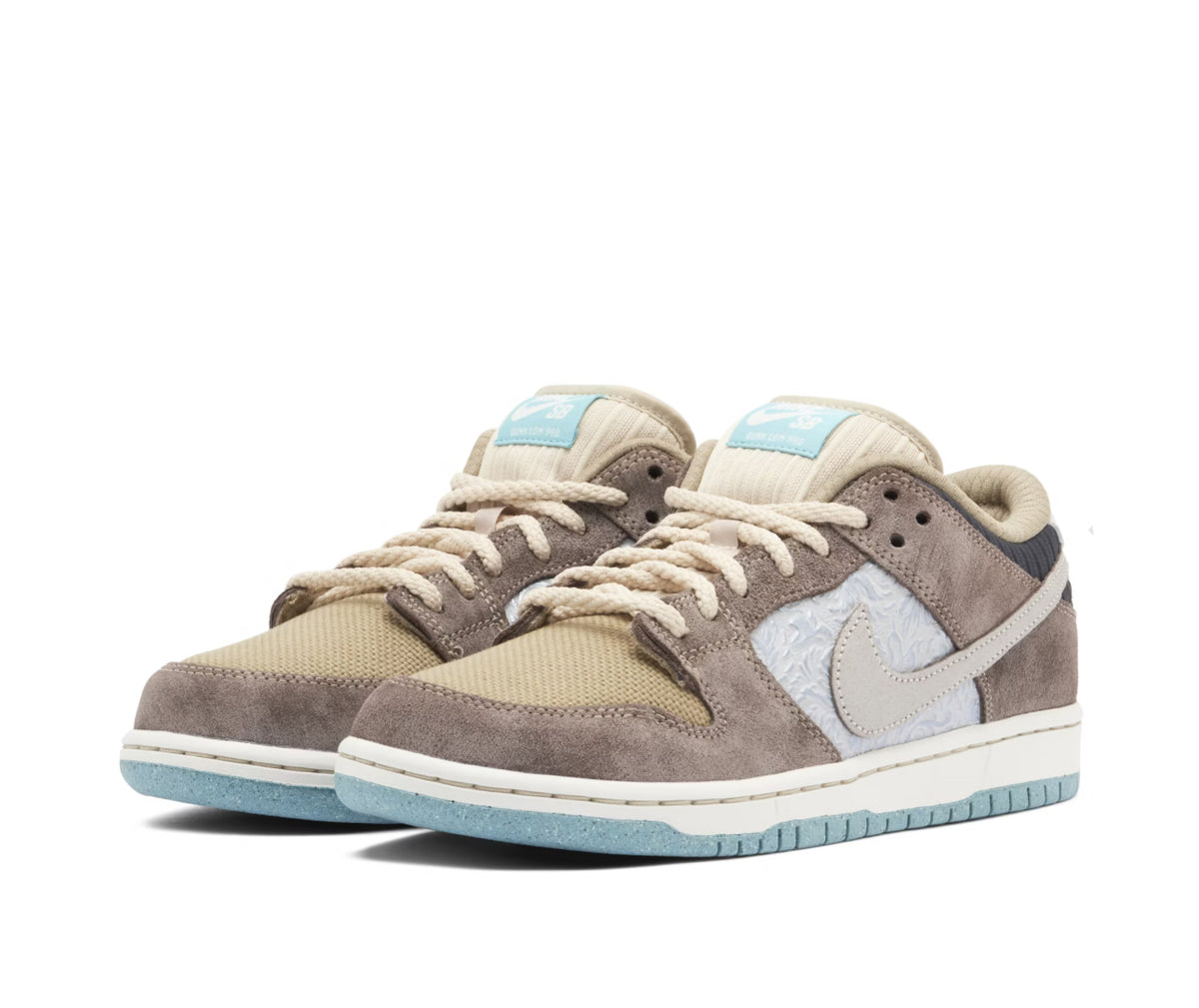 Nike SB Dunk Low 'Big Money Savings' Sneakers image 3