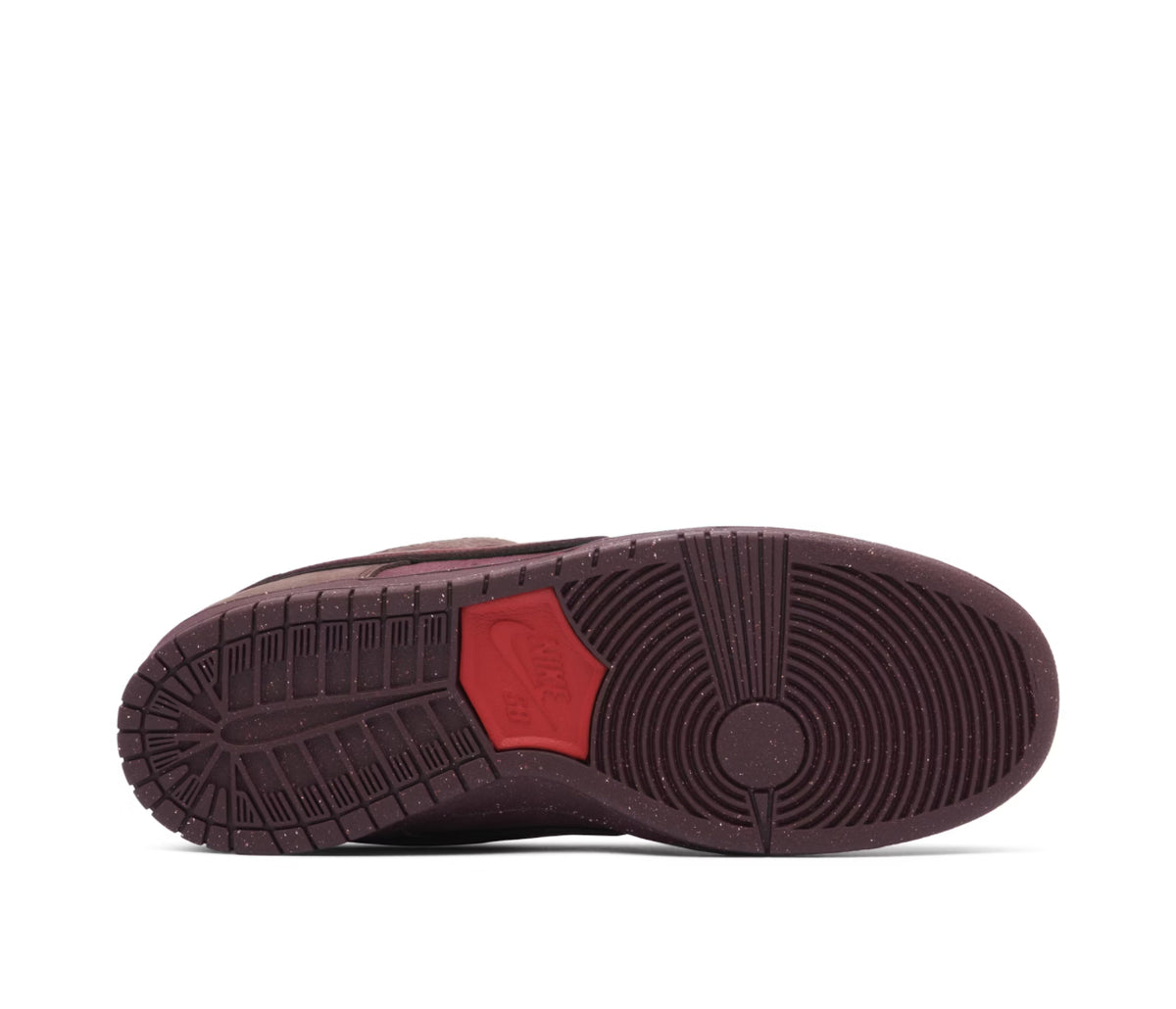 Nike SB Dunk Low 'City Of Love Burgundy Crush' image 2