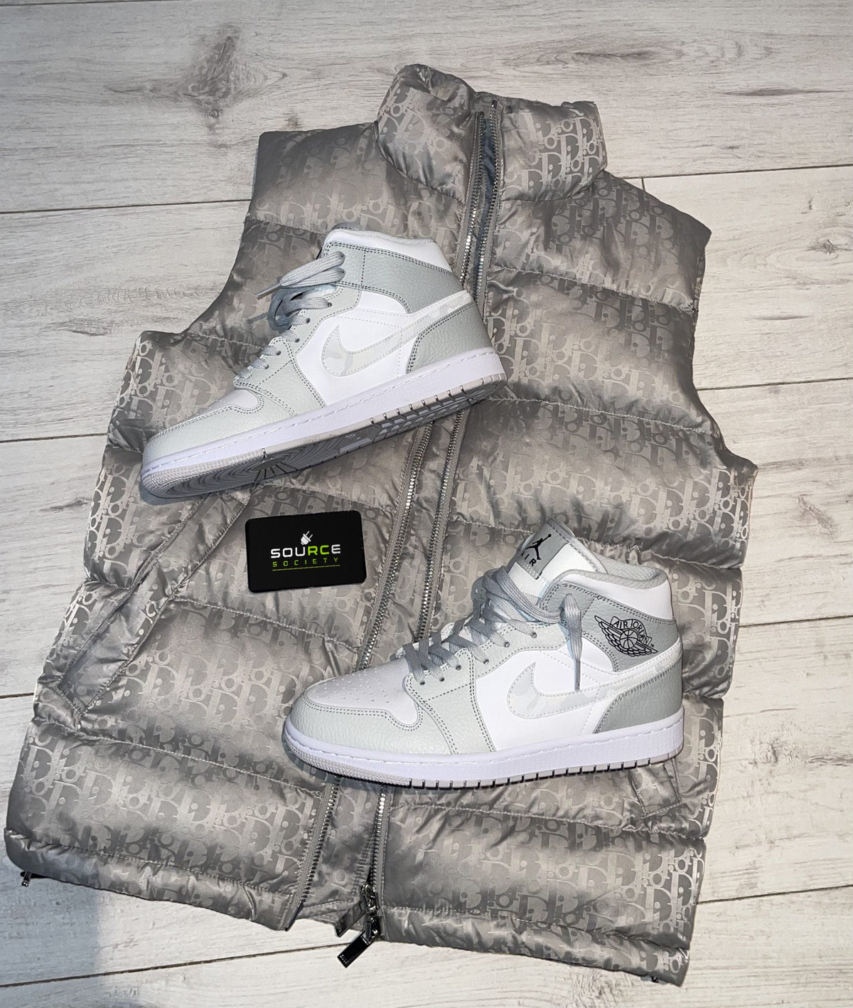 Jordan 1 Mid 'Camo Grey' Sneakers image 2