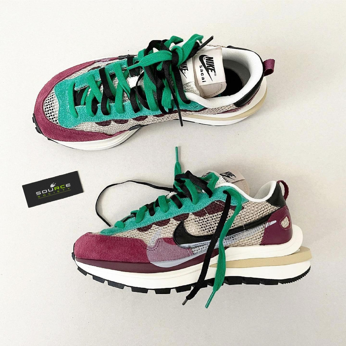 Sacai VaporWaffle 'Villain Red Neptune Green' image 2