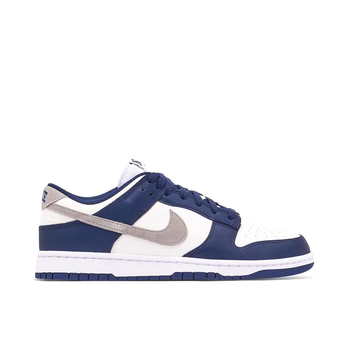 Nike Dunk Low 'Midnight Navy White Summit' Sneakers