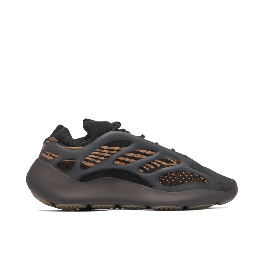 YEEZY 700 V3 'CLAY BROWN'