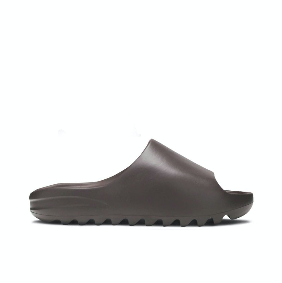 YEEZY SLIDE 'SOOT'